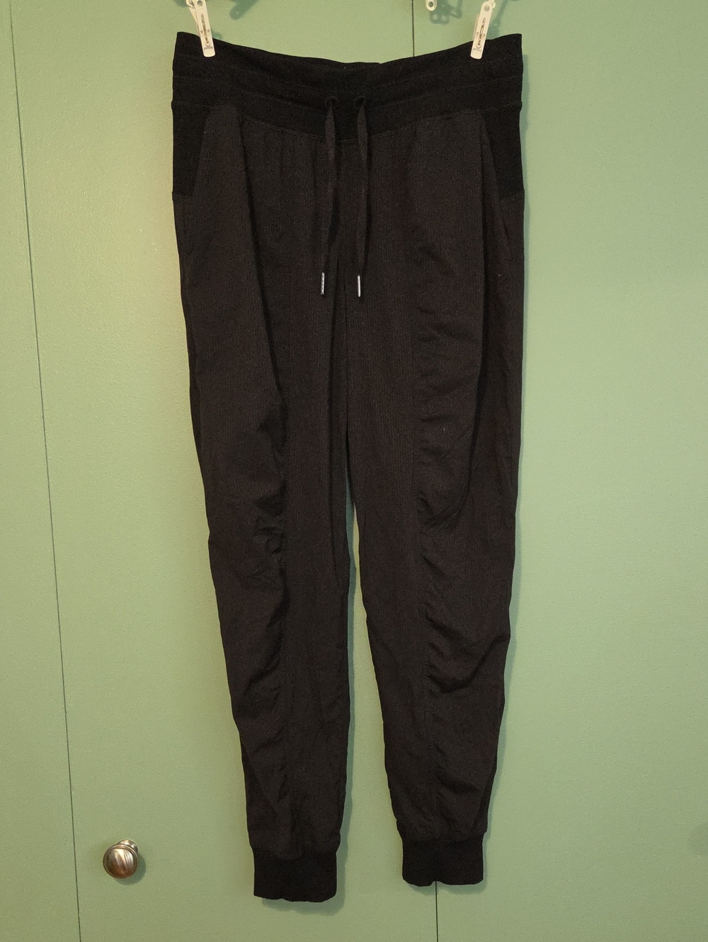 Lululemon Black Jogger Size 8